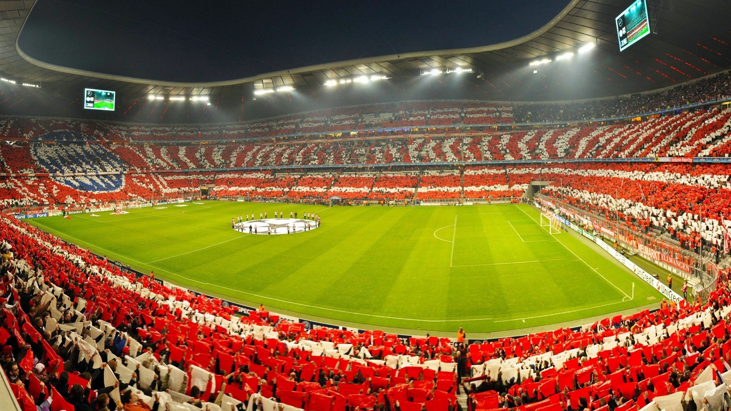 跨界合作推动足球主题文旅项目，打造城市新经济增长点，足球文化创意秀